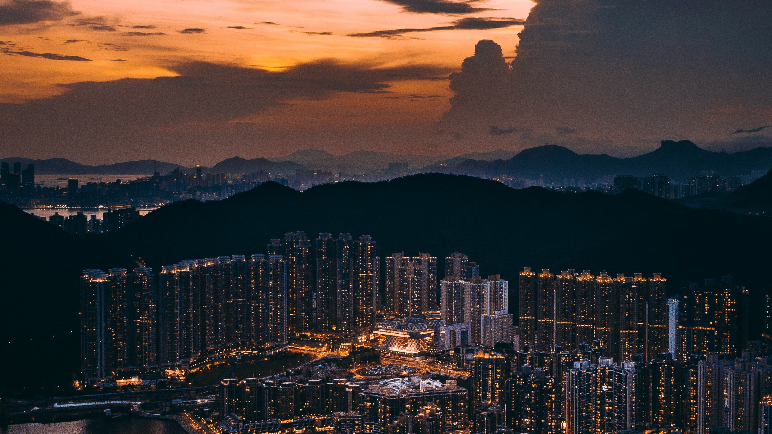 Обои облако, атмосфера, дневное время, вода, природа в разрешении 2560x1440