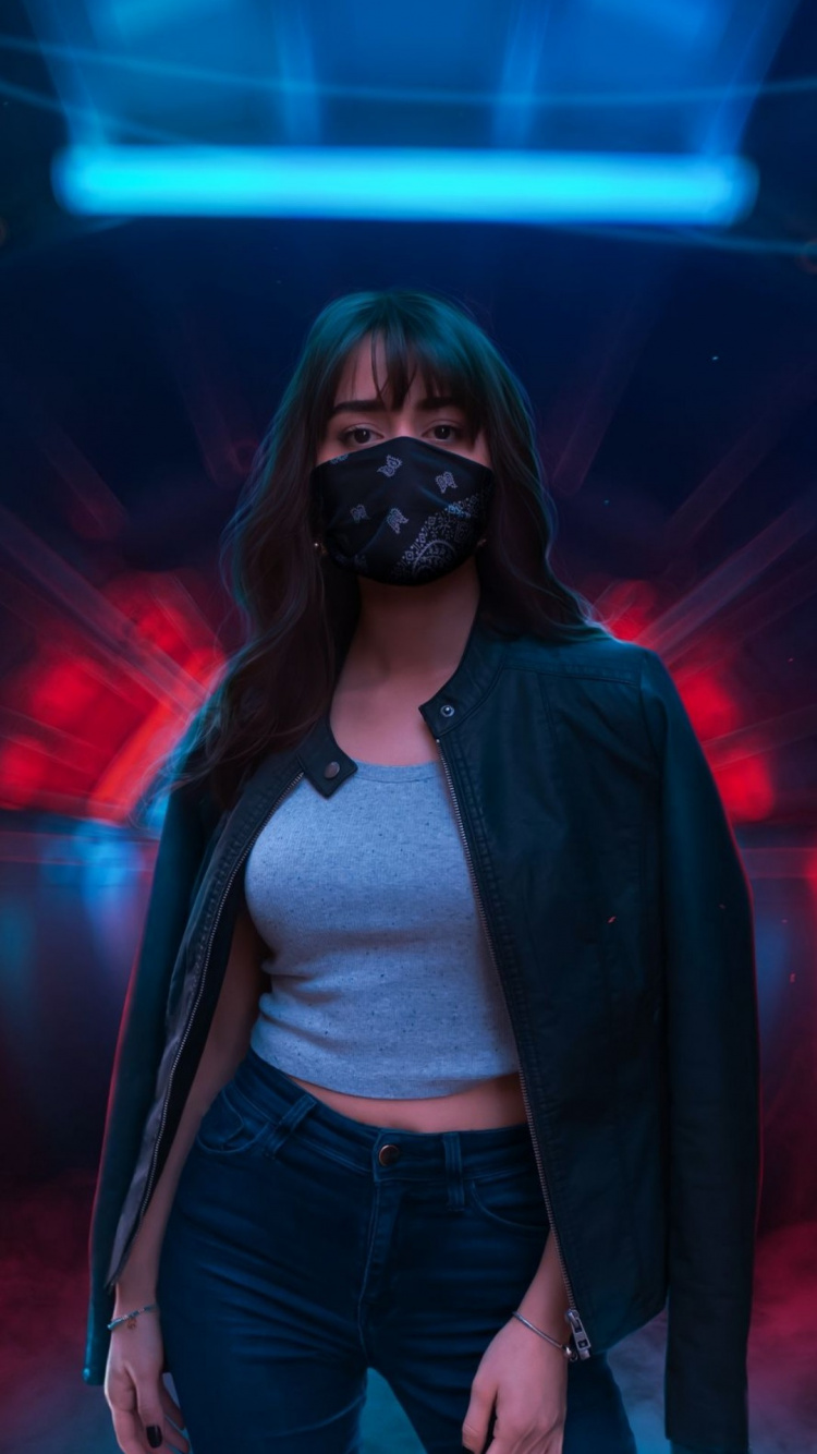 Обои снимок, одежда, волосы, микрофон, пурпур в разрешении 750x1334