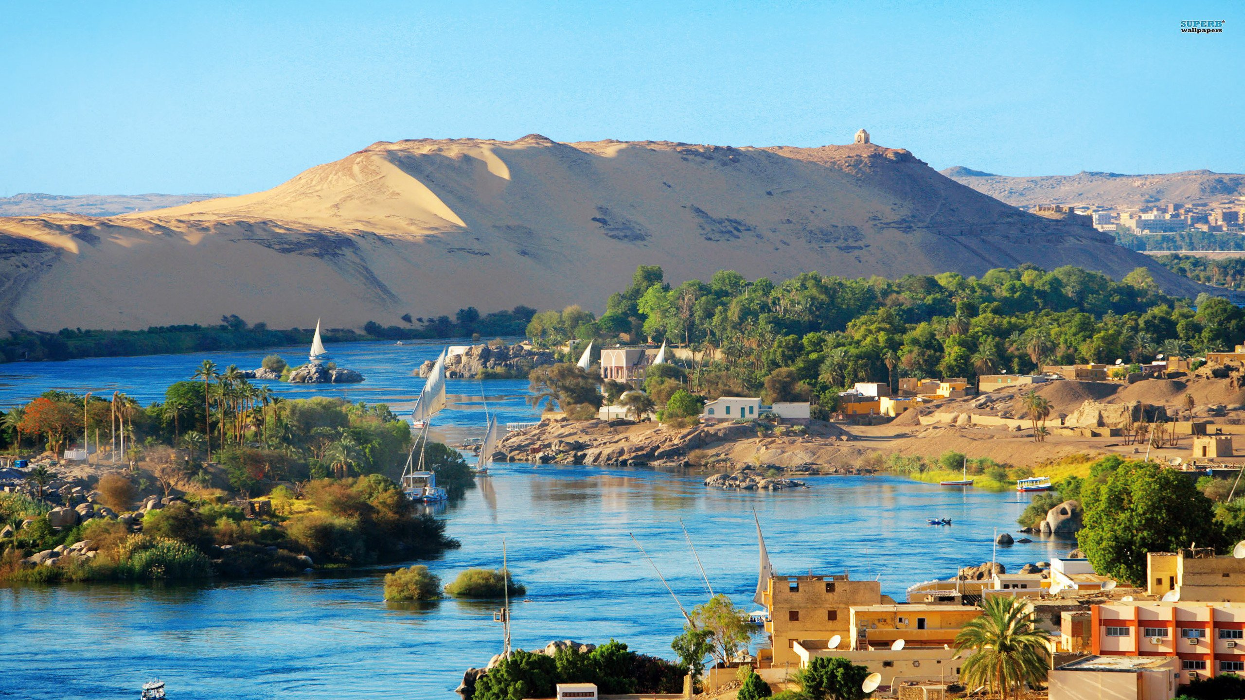 Обои Асуан, Луксор, Нил, побережье, гора в разрешении 2560x1440