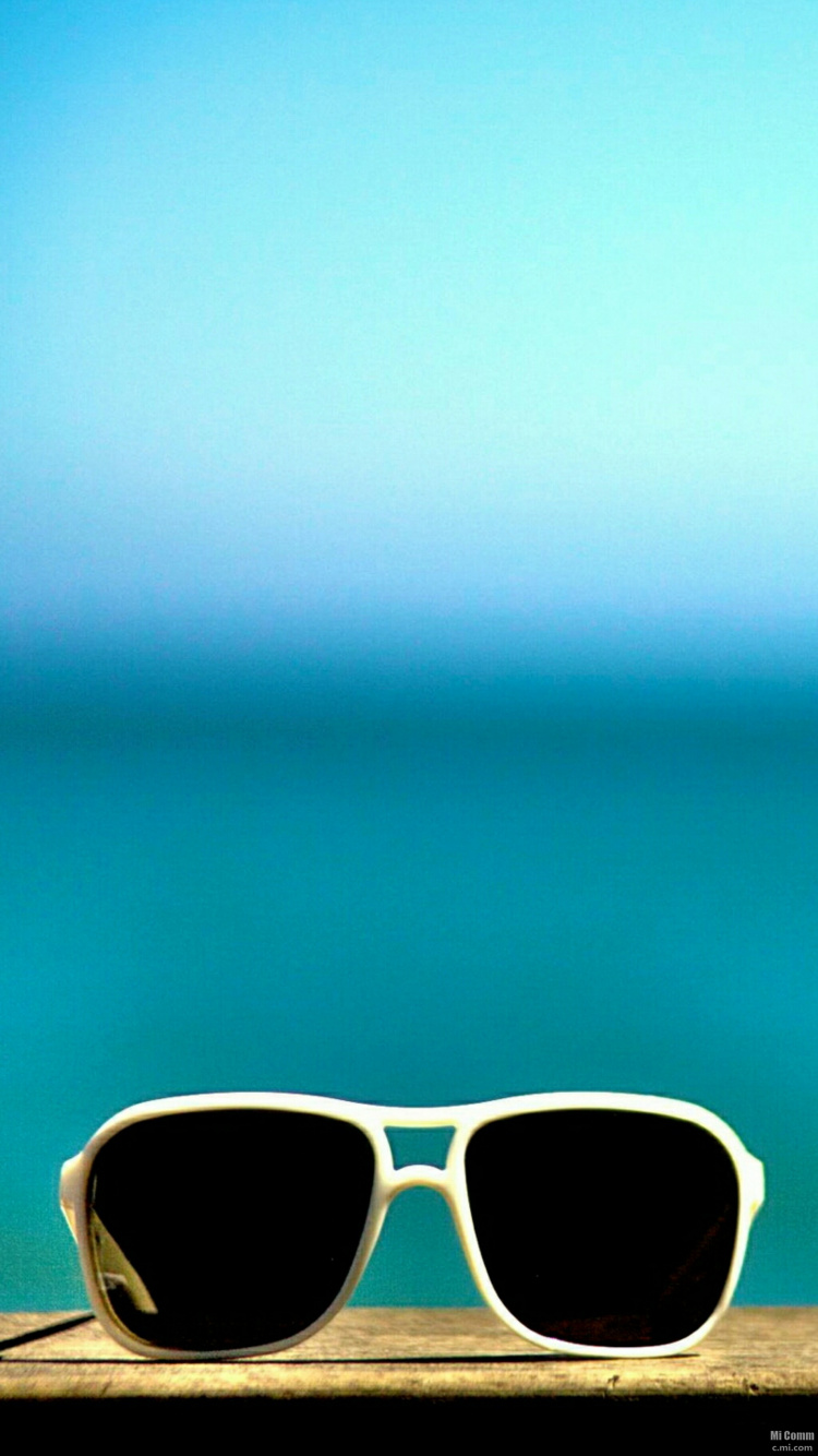 Обои чирок, время, лазурный, солнечные очки, лето в разрешении 750x1334