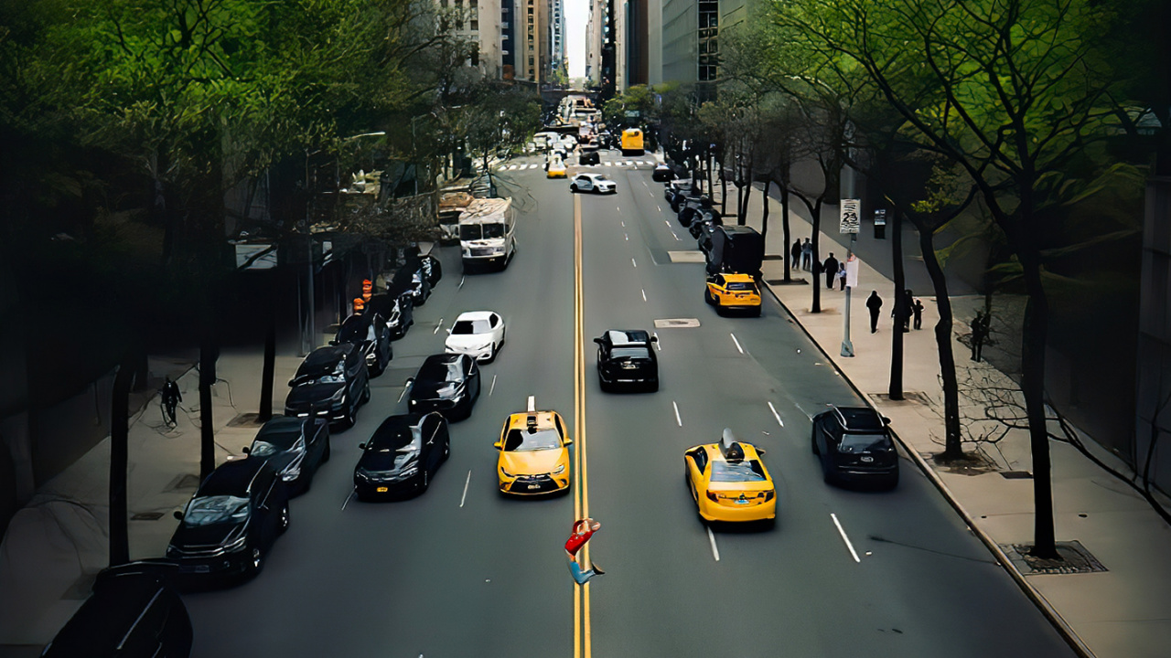 Обои городской автомобиль, легковые автомобили, здание, небоскреб, автомобильное освещение в разрешении 1280x720