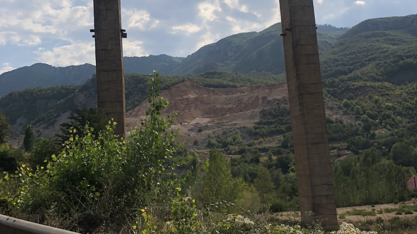 Обои наука, биология, горный рельеф, облако, нагорье в разрешении 1366x768