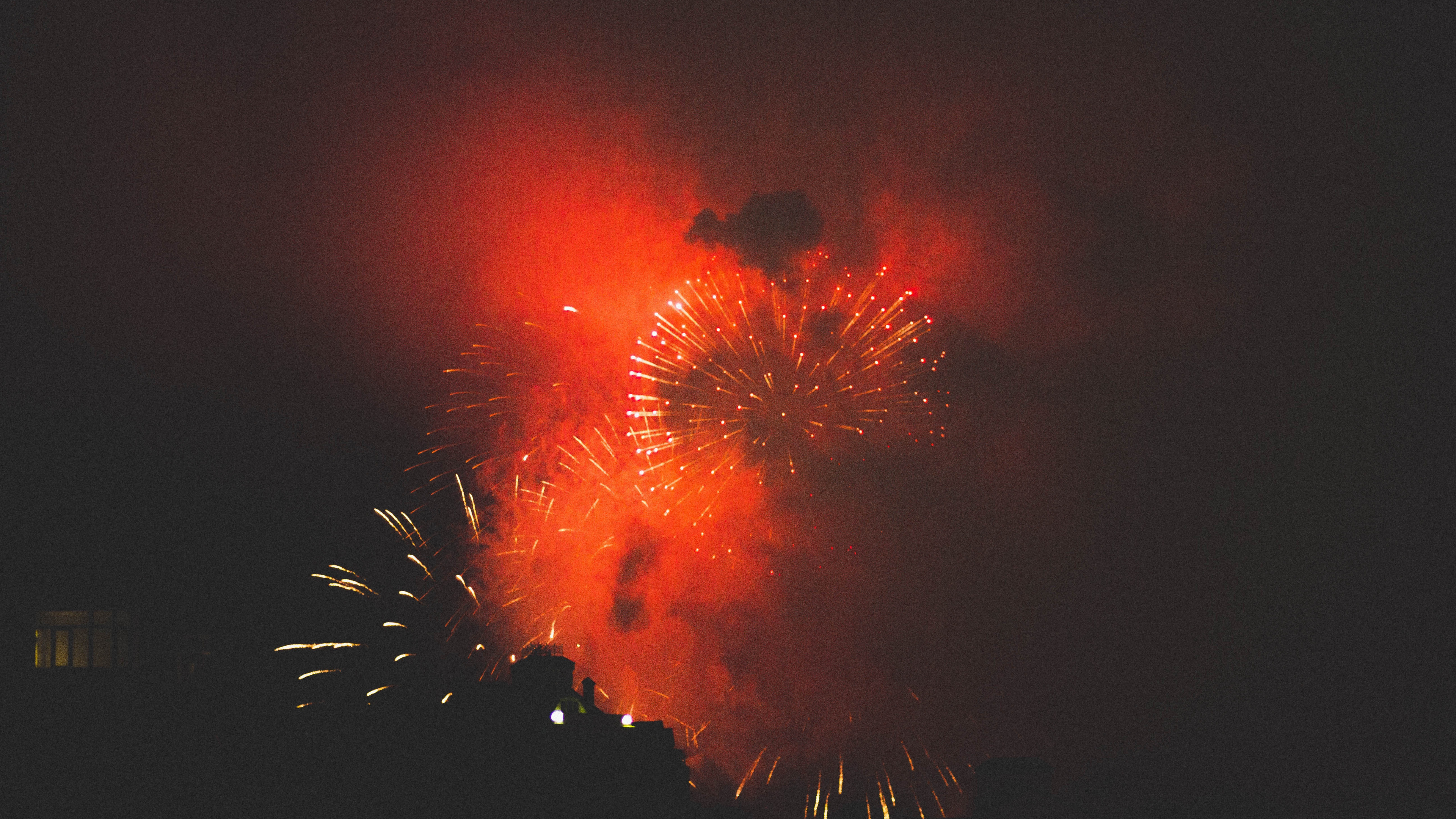 Обои салют, дивали, канун Нового года, полночь, ночь в разрешении 3840x2160