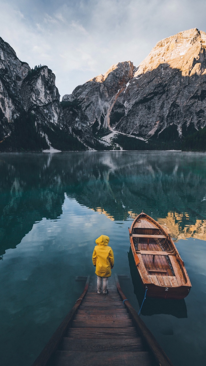 Обои soundcloud, Гарлем Ривер, вода, облако, гора в разрешении 720x1280