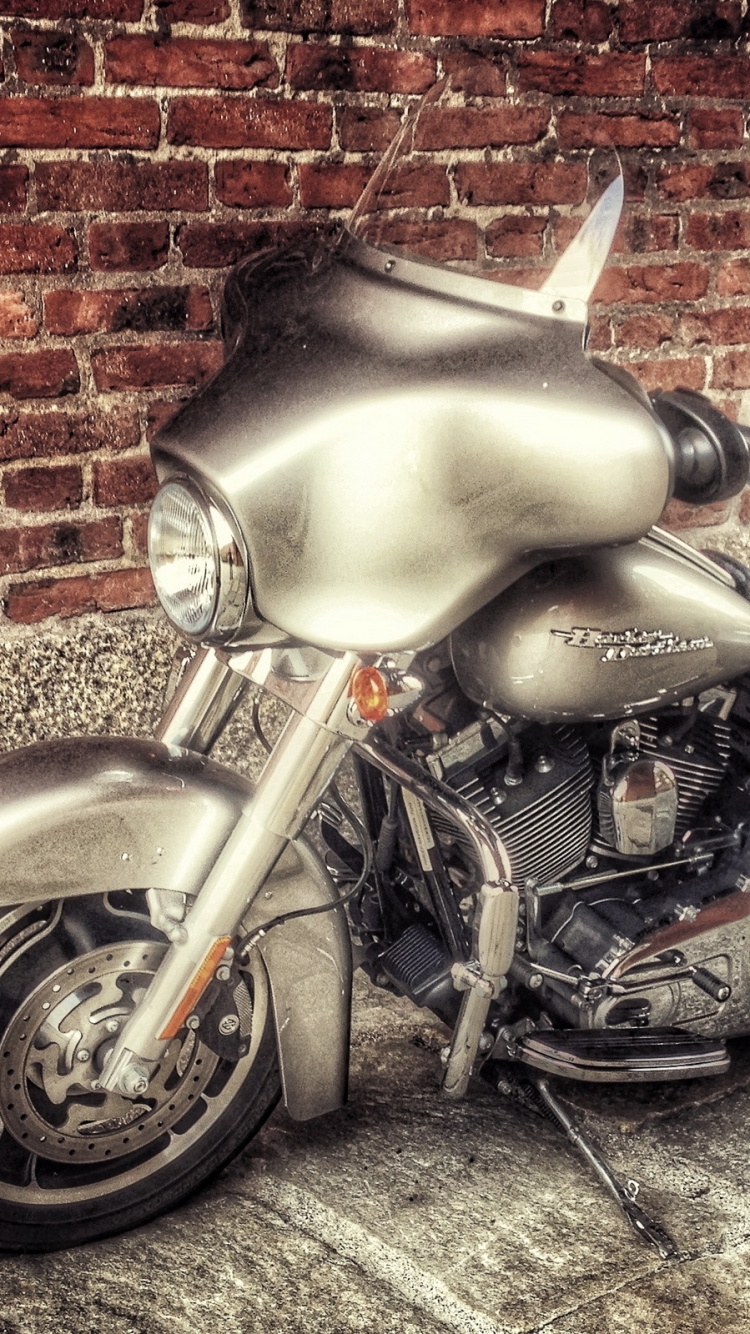 Обои мотоцикл, авто, фара, железо, автомобильные шины в разрешении 750x1334