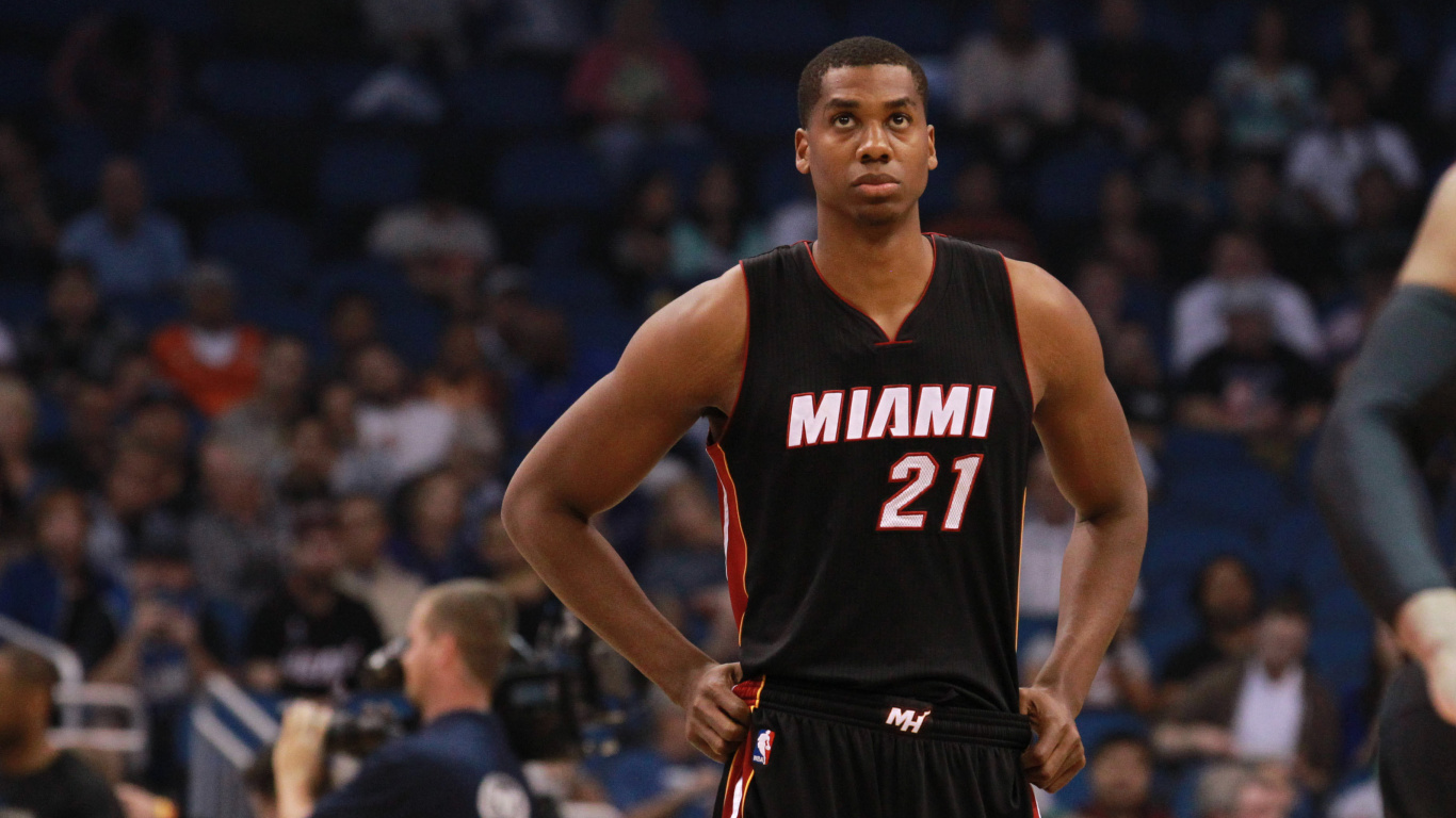 Обои Хассан Уайтсайд, Майами тепла, Сезон НБА 201516, Даллас Маверикс, Баскетбол в разрешении 1366x768