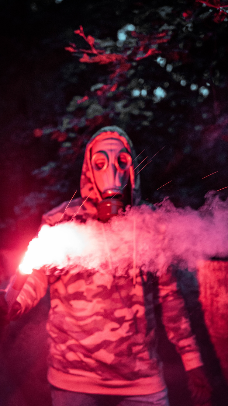 Обои противогаз, газ, розовый, фикция, ночь в разрешении 750x1334