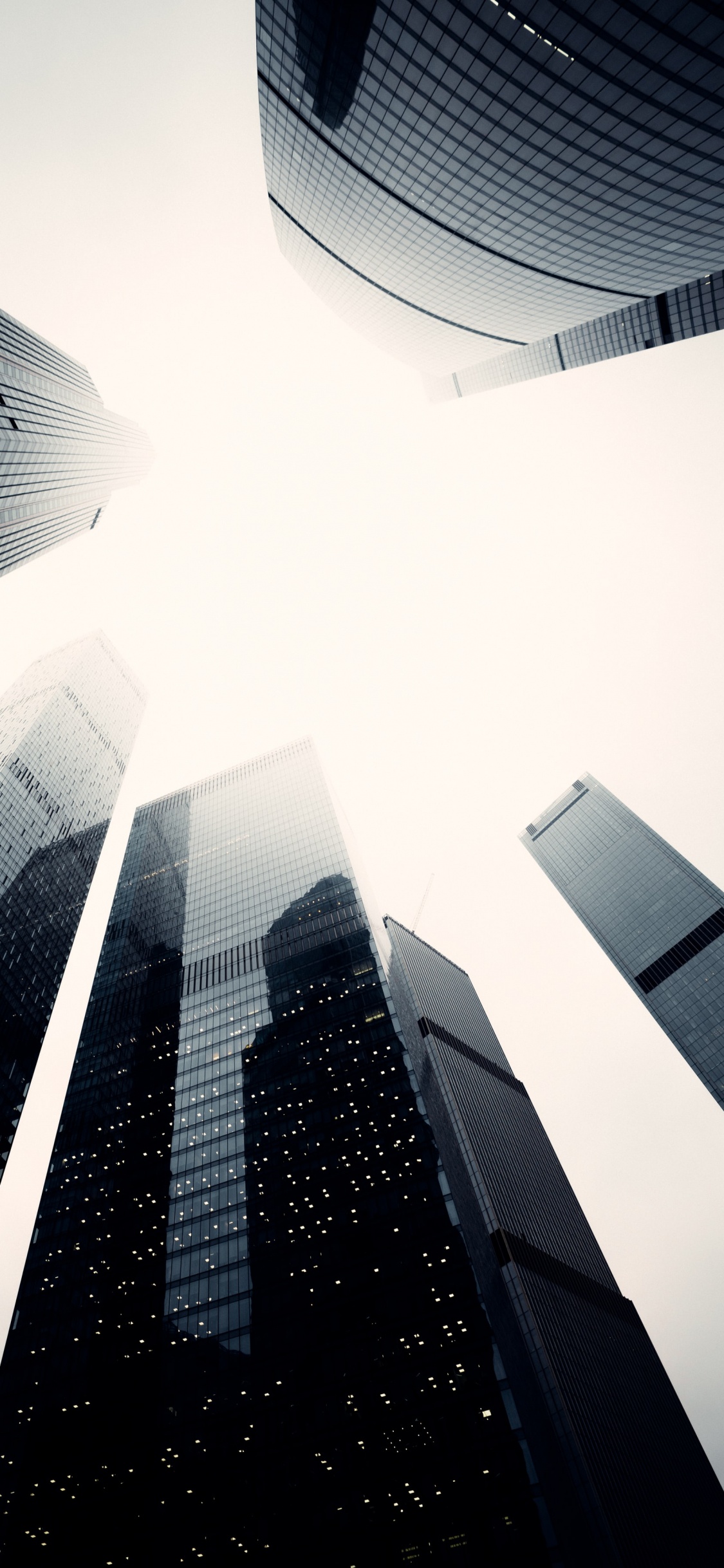 Обои небоскреб, архитектура, здание, высотное здание, дневное время в разрешении 1125x2436