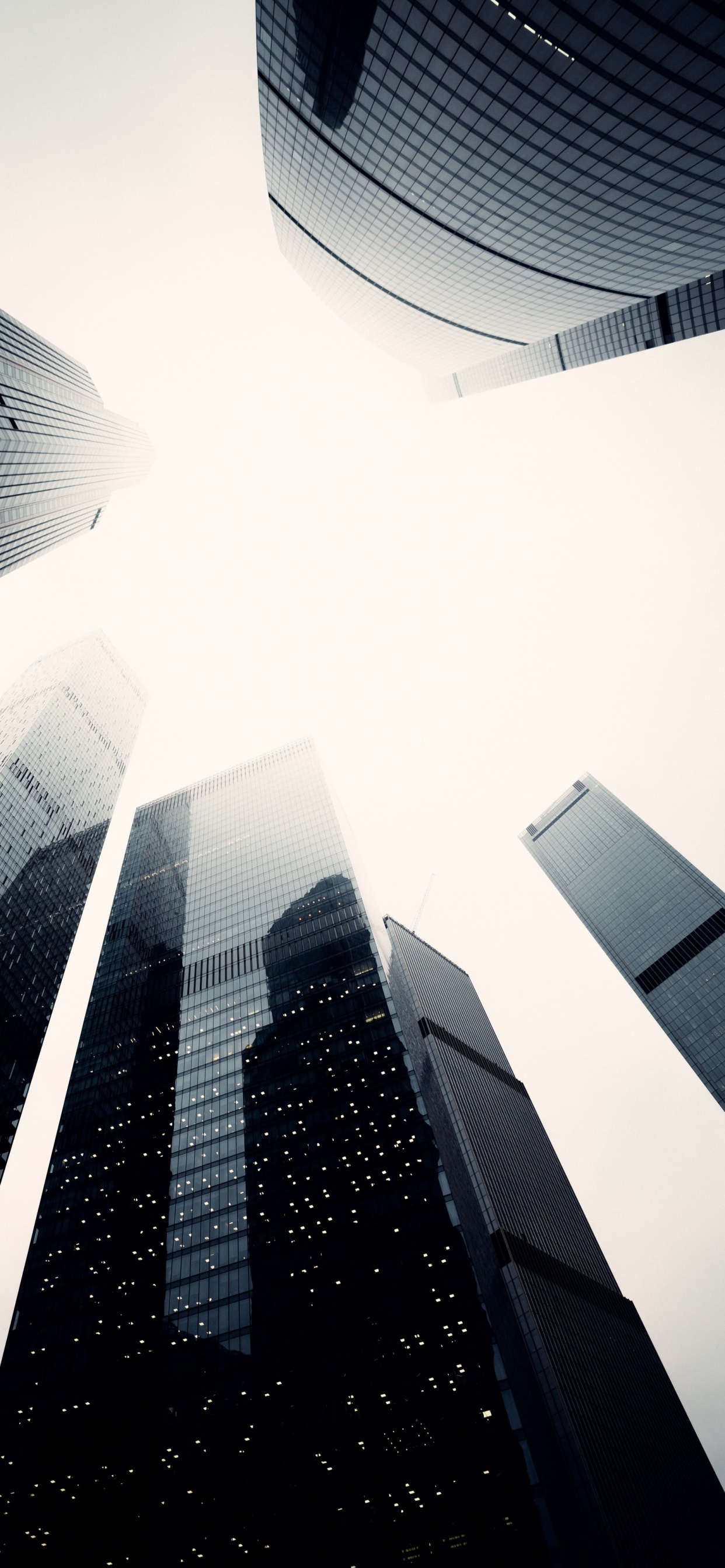 Обои небоскреб, архитектура, здание, высотное здание, дневное время в разрешении 1242x2688