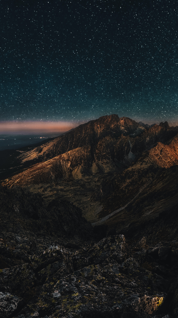 Обои природа, атмосфера, природный ландшафт, гора, астрономический объект в разрешении 750x1334