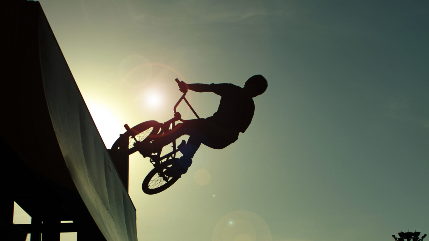 Обои bmx велосипед, велосипед, велосипед BMX, Фристайл BMX, велосипедный спорт в разрешении 1366x768