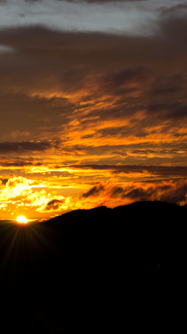 Обои закат, облако, атмосфера, экорегион, Янтарь в разрешении 750x1334