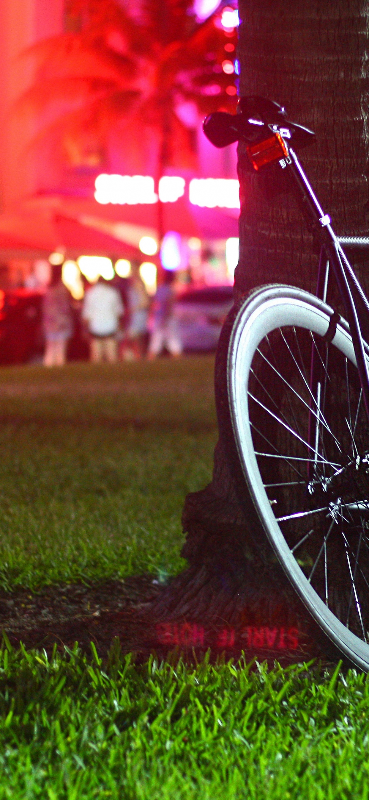 Обои мотоцикл, велосипед с фиксированной передачей, Односкоростной велосипед, фикси - черный, Велоспорт в разрешении 1242x2688