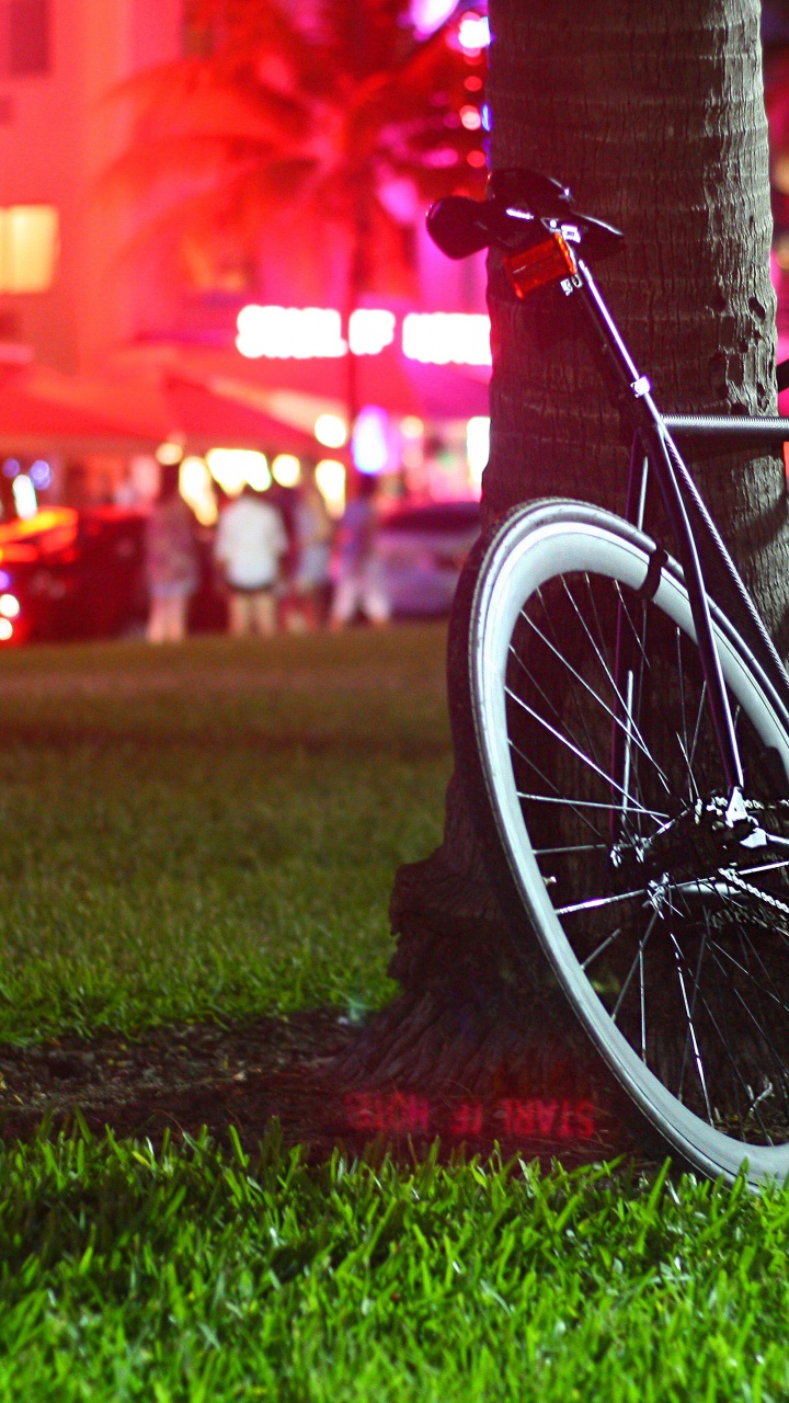 Обои мотоцикл, велосипед с фиксированной передачей, Односкоростной велосипед, фикси - черный, Велоспорт в разрешении 720x1280