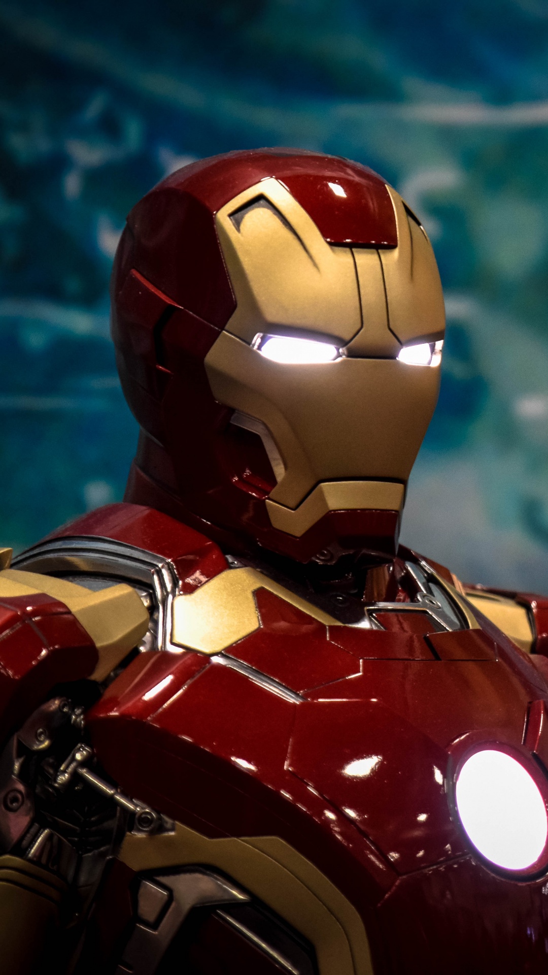 Обои Железный человек, супергерой, герой, фигурка, мстители в разрешении 1080x1920