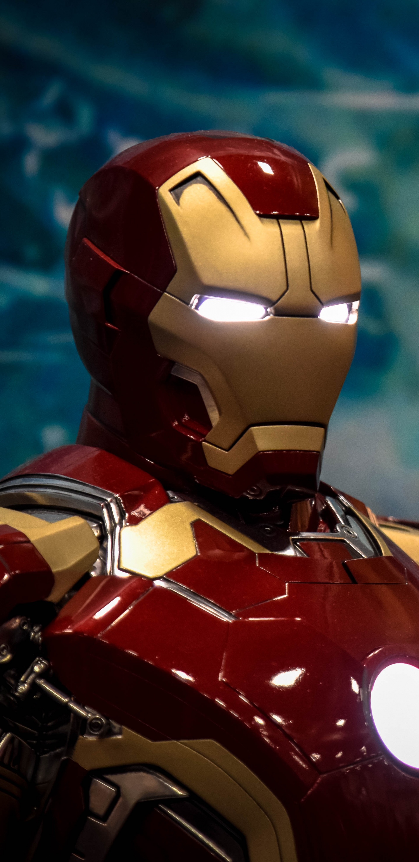 Обои Железный человек, супергерой, герой, фигурка, мстители в разрешении 1440x2960
