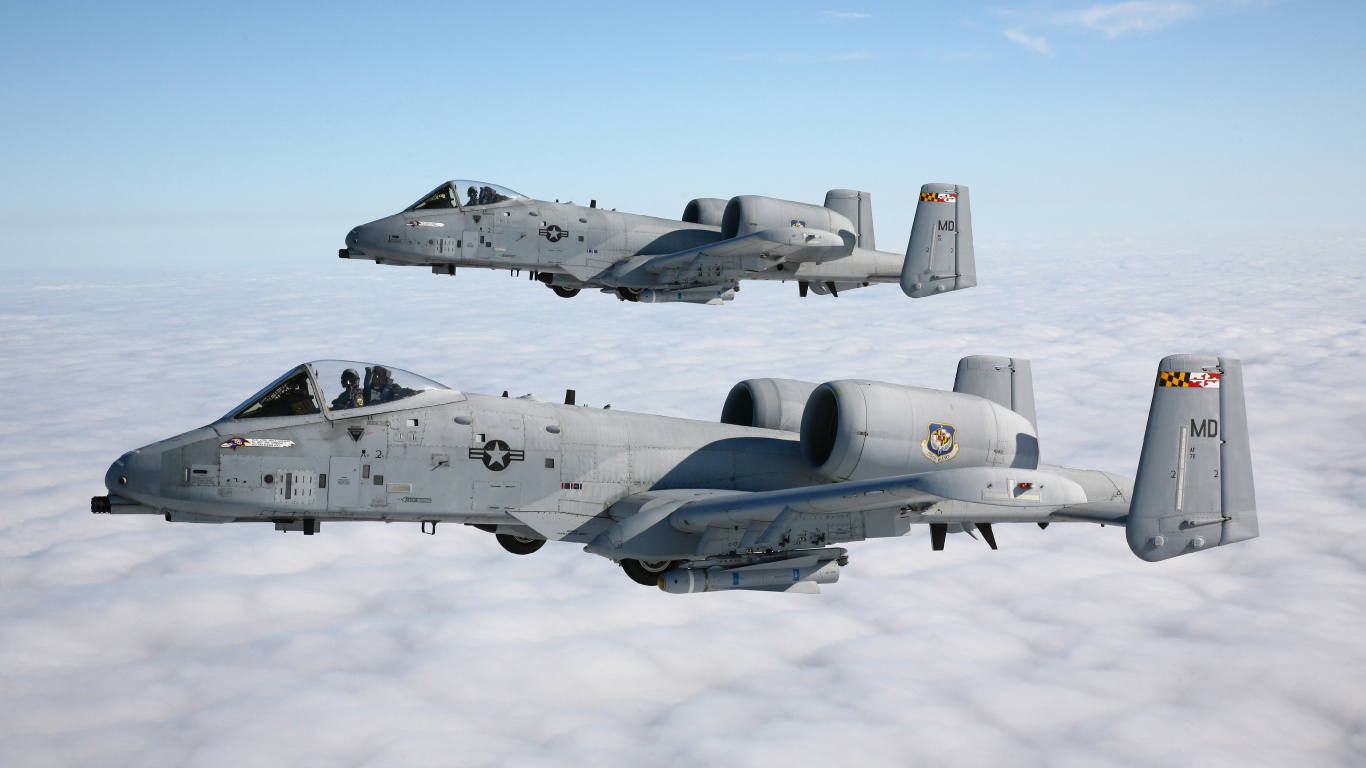Обои военный самолет, самолеты, самолет, реактивный самолет, авиация в разрешении 1366x768