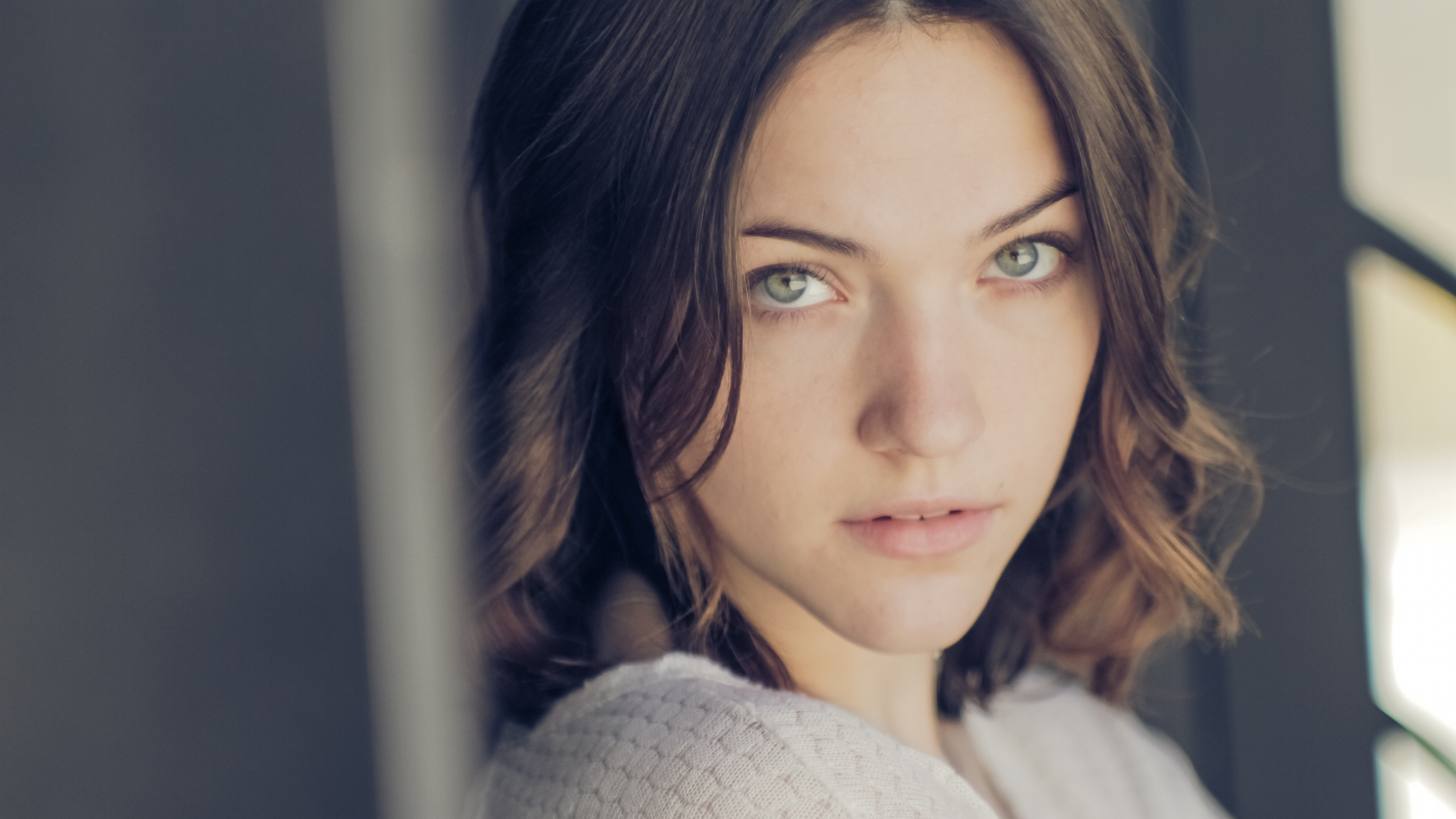 Обои Виолетт Бин, Флэш, Джесси Чемберс, актер, волосы в разрешении 3840x2160