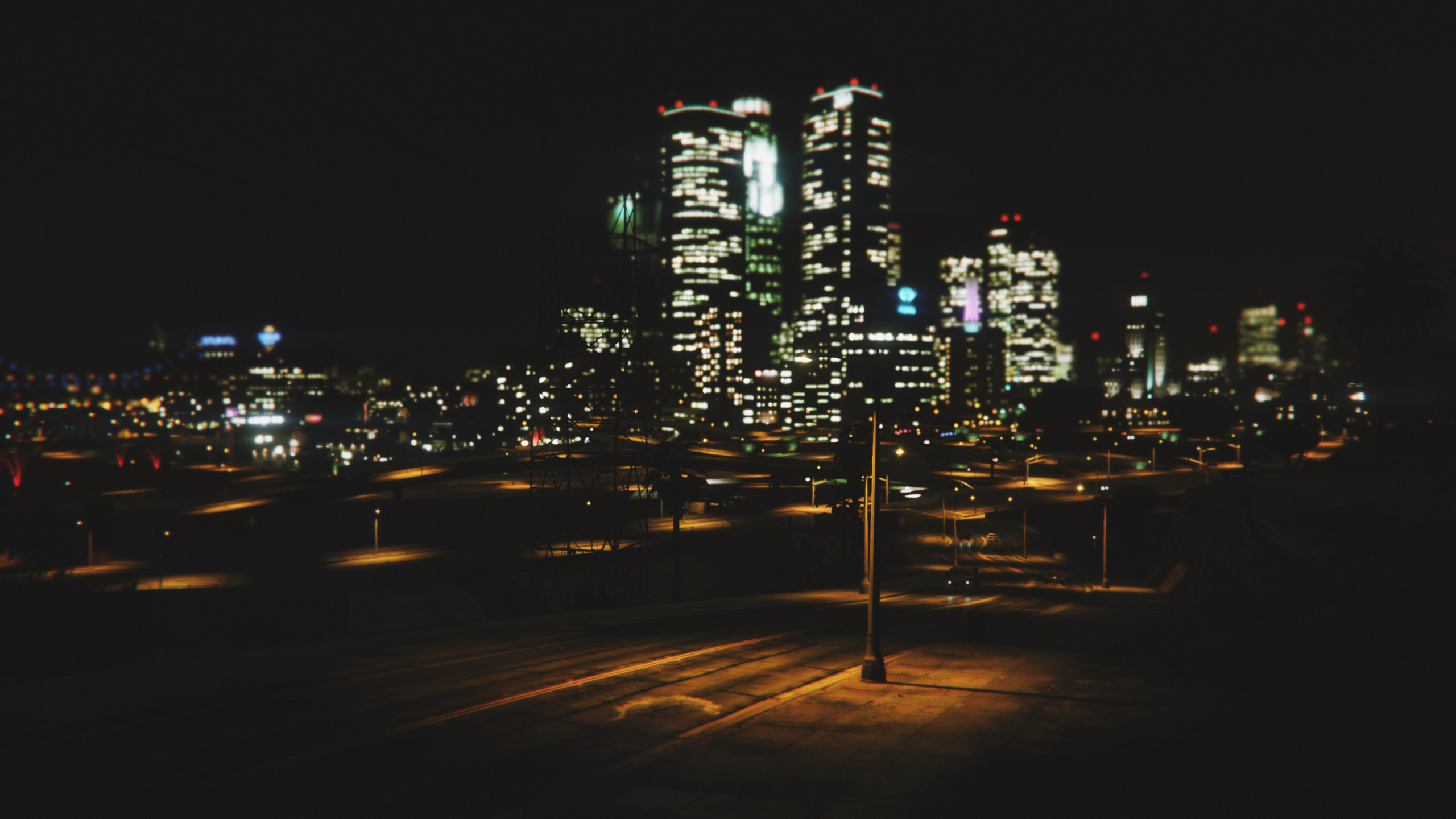 Обои grand theft auto v, gta vice city, городской район, город, ночь в разрешении 2560x1440