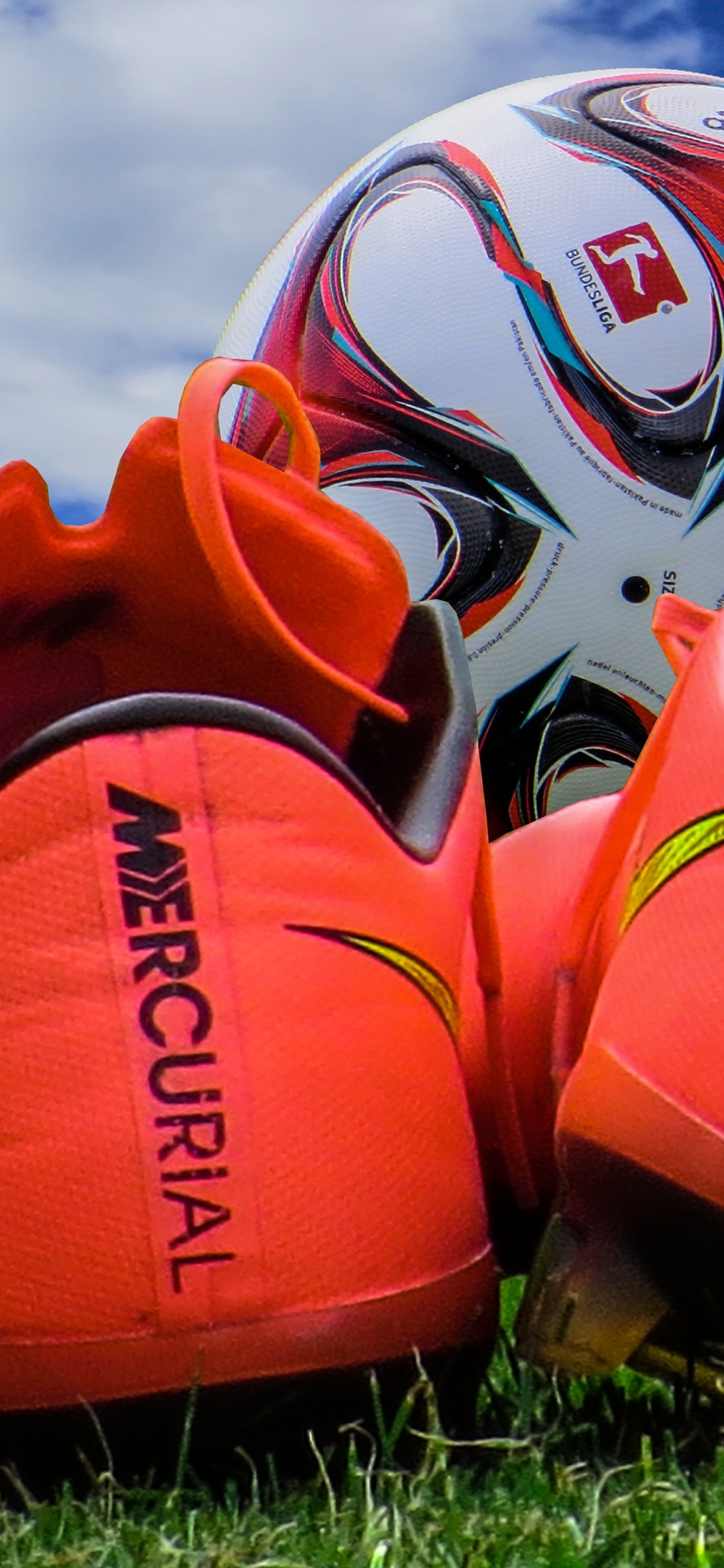 Обои футбол и сапоги, футбол загрузки, клемма, ботинок, мяч в разрешении 1125x2436