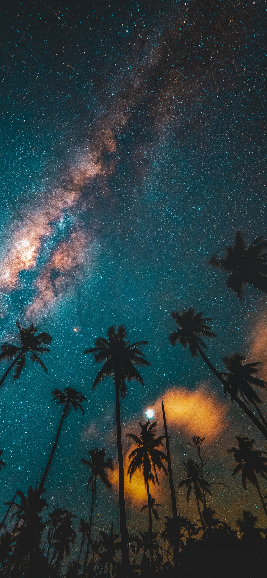 Обои небо полное звезд, Рэйчел Филип, группа Coldplay, сеум деро, ночь в разрешении 1125x2436