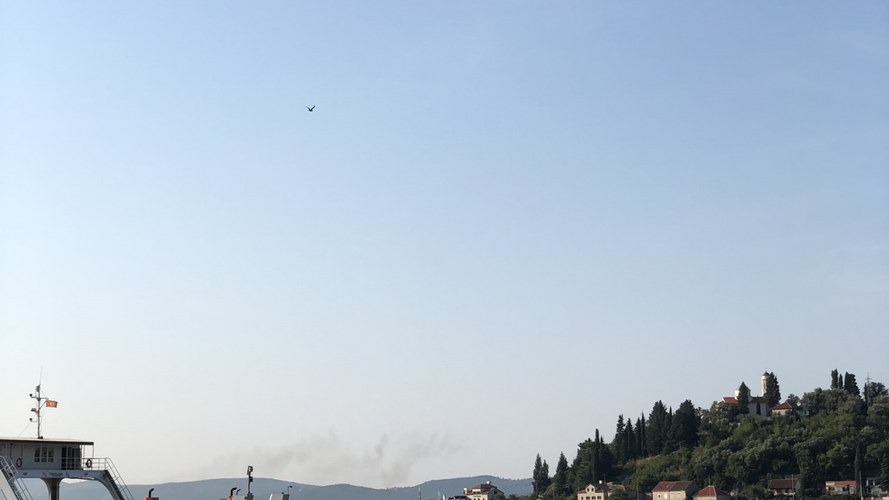 Обои водный путь, вода, судно, лодка, Банк в разрешении 1280x720