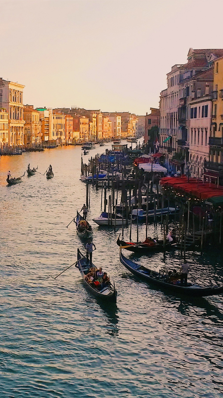 Обои Гранд-канал, гондола, канал, водный путь, водоем в разрешении 750x1334