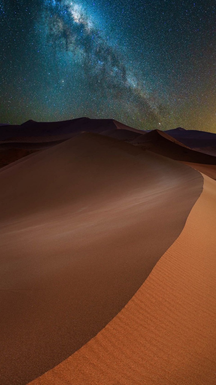 Обои земля, вода, коричневый цвет, атмосфера, облако в разрешении 720x1280