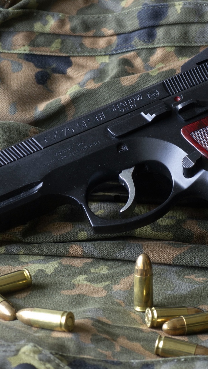 Обои ручное огнестрельное оружие, огнестрельное оружие, орудие, триггер, оружейный аксессуар в разрешении 720x1280