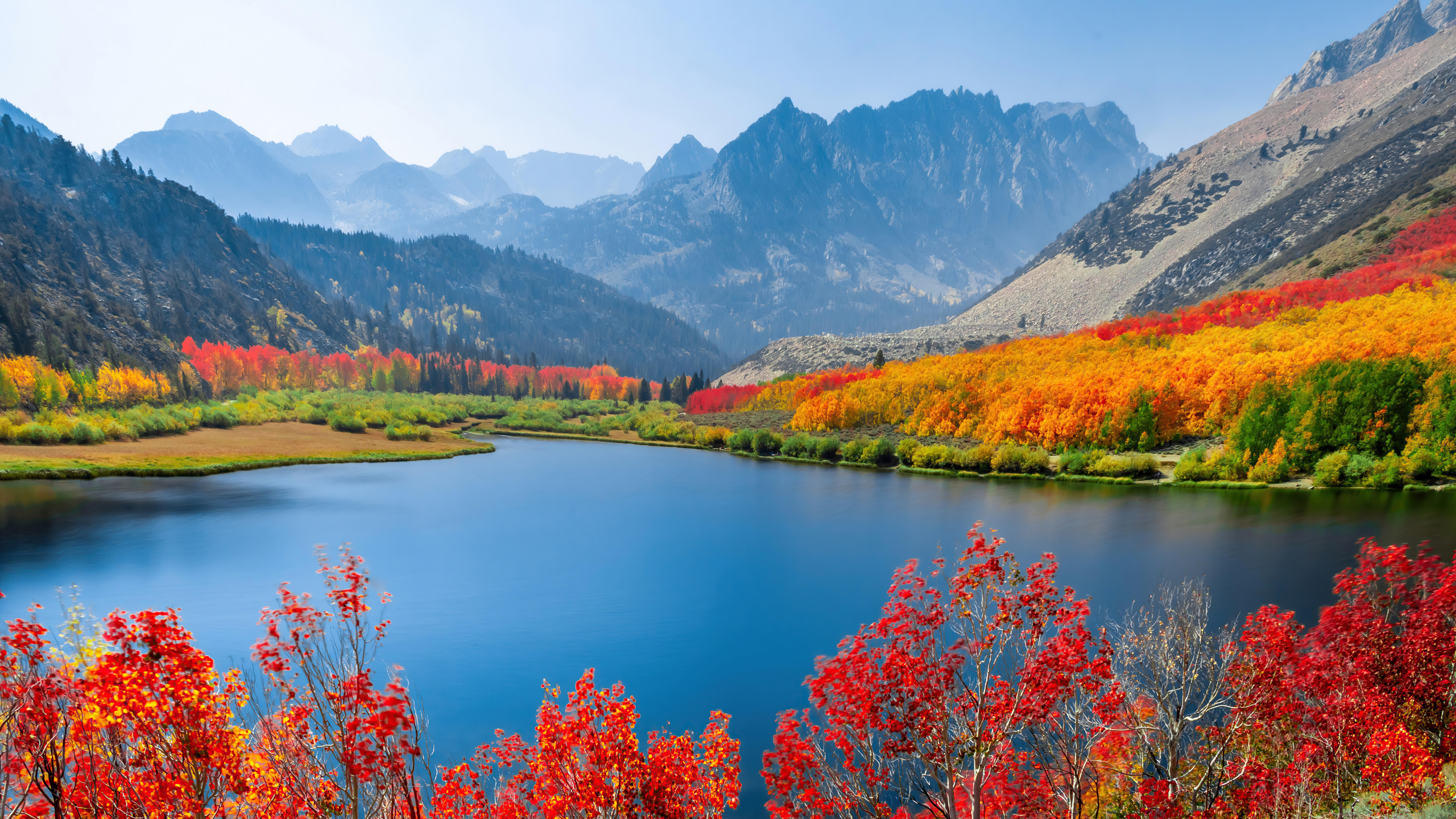 Обои макбук Эйр, iMac, Apple МасВоок Pro, вода, гора в разрешении 2560x1440