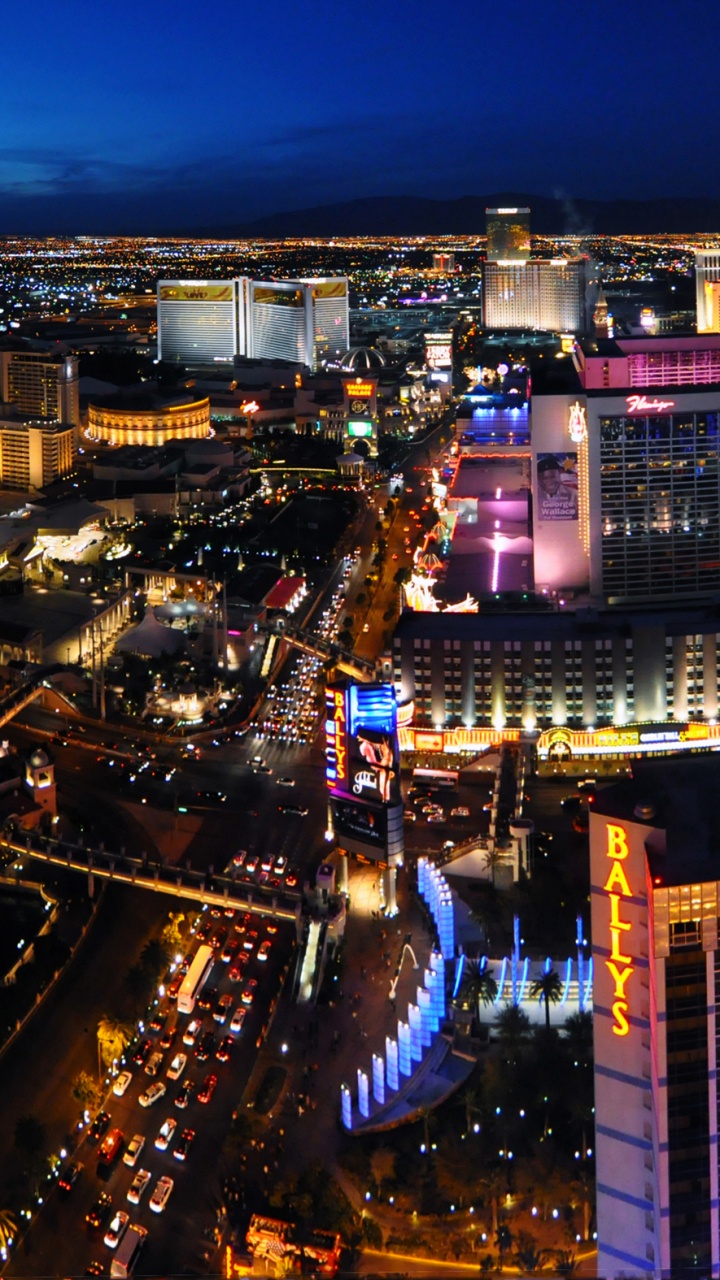 Обои городской пейзаж, город, городской район, метрополия, ночь в разрешении 720x1280