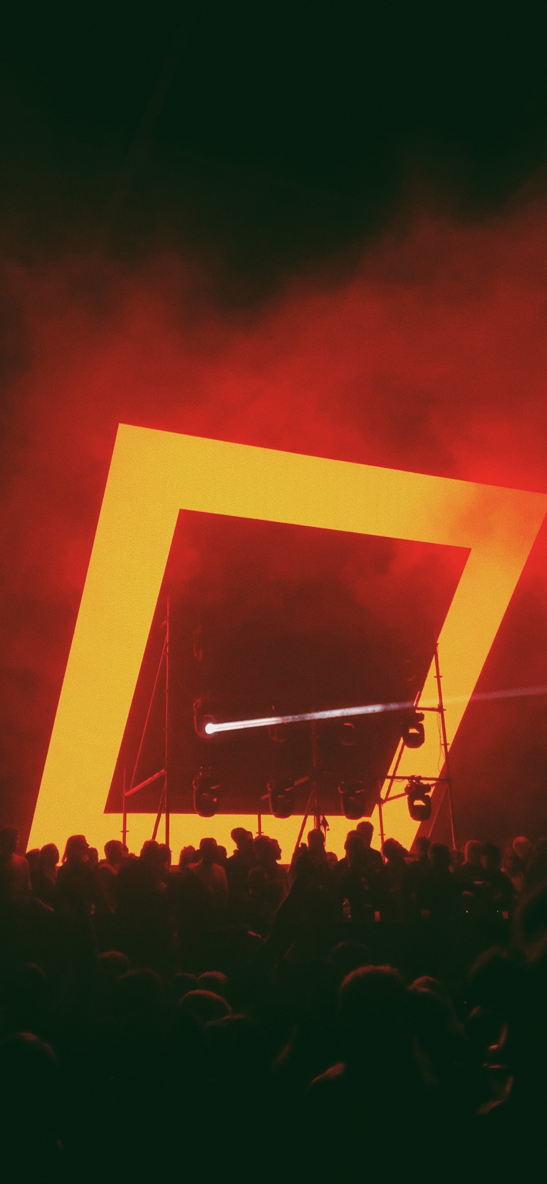 Обои красный цвет, свет, желтый, Апельсин, комната в разрешении 1125x2436