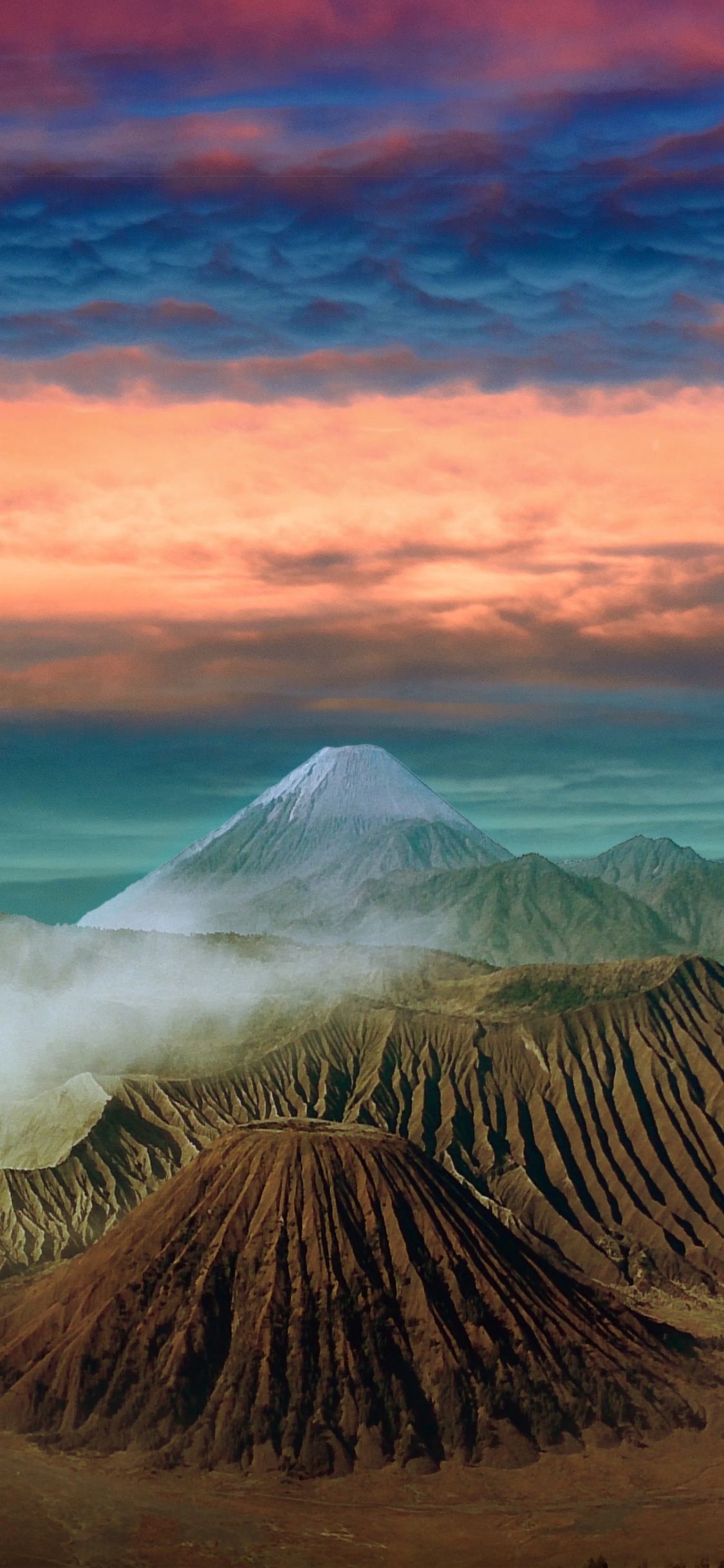 Обои горный вулкан, вулкан, природа, гора, облако в разрешении 1125x2436