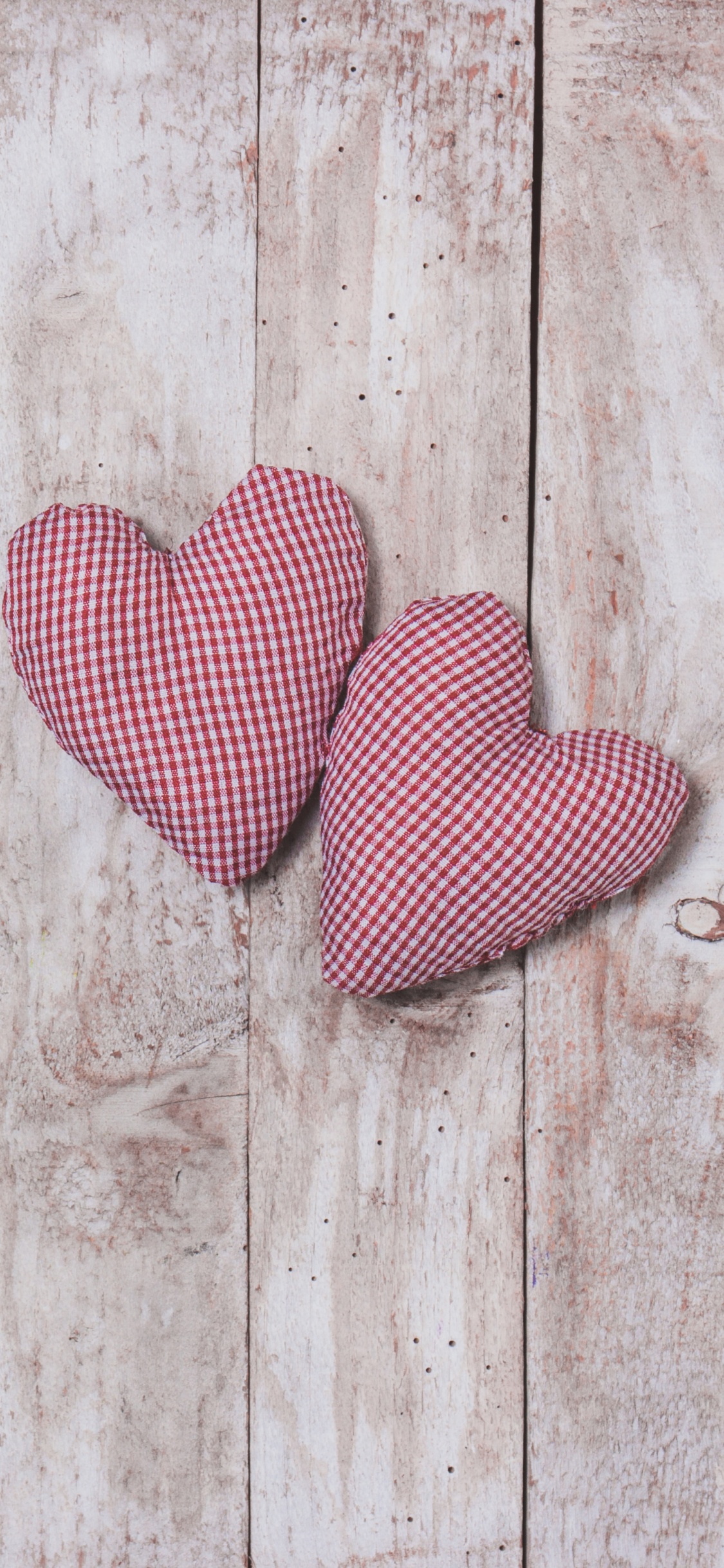 Обои сердце, День Святого Валентина, розовый, древесина, узор в разрешении 1125x2436
