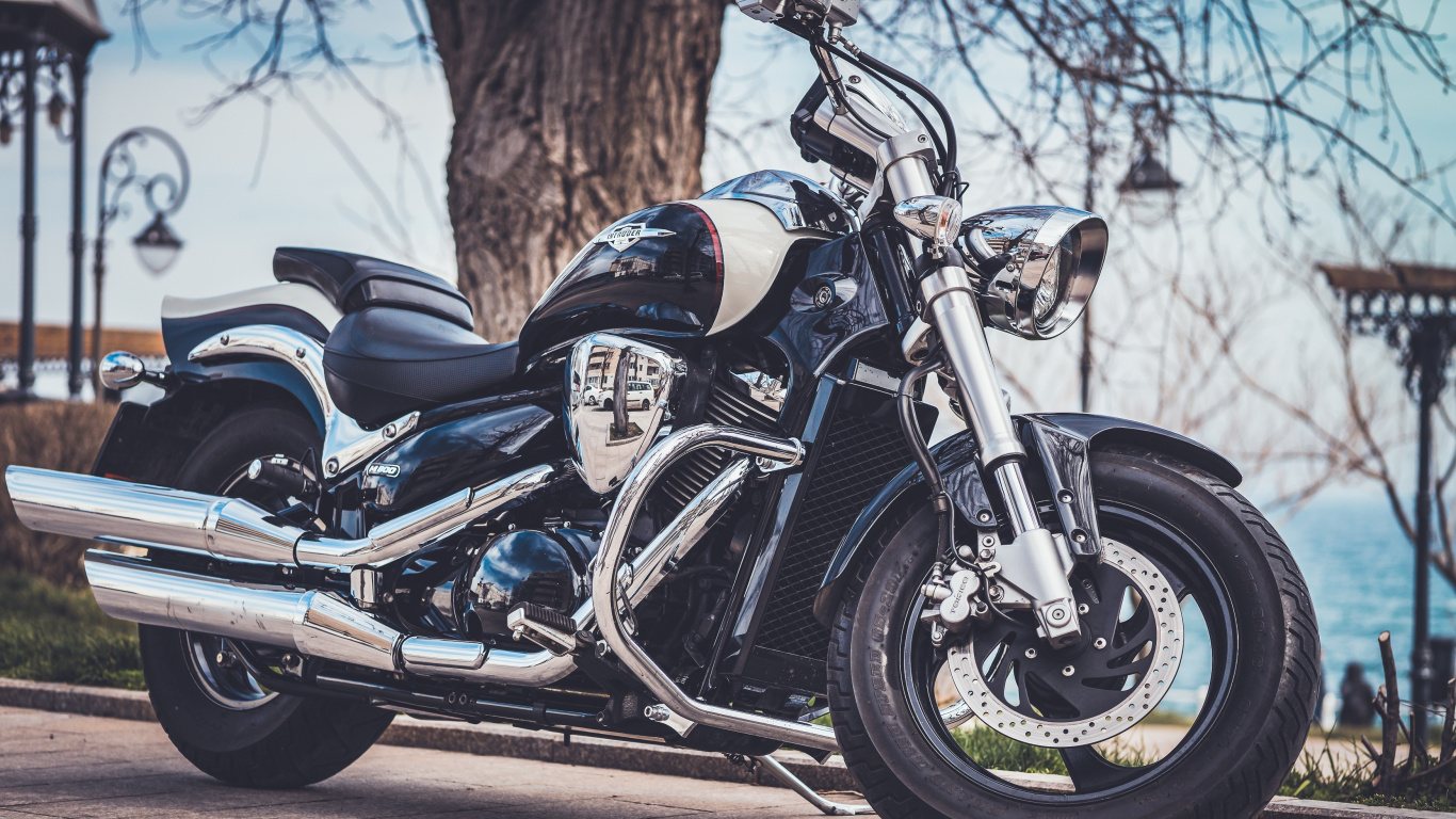 Обои мотоцикл, велосипед, крейсер, автомобильные шины, авто в разрешении 1366x768