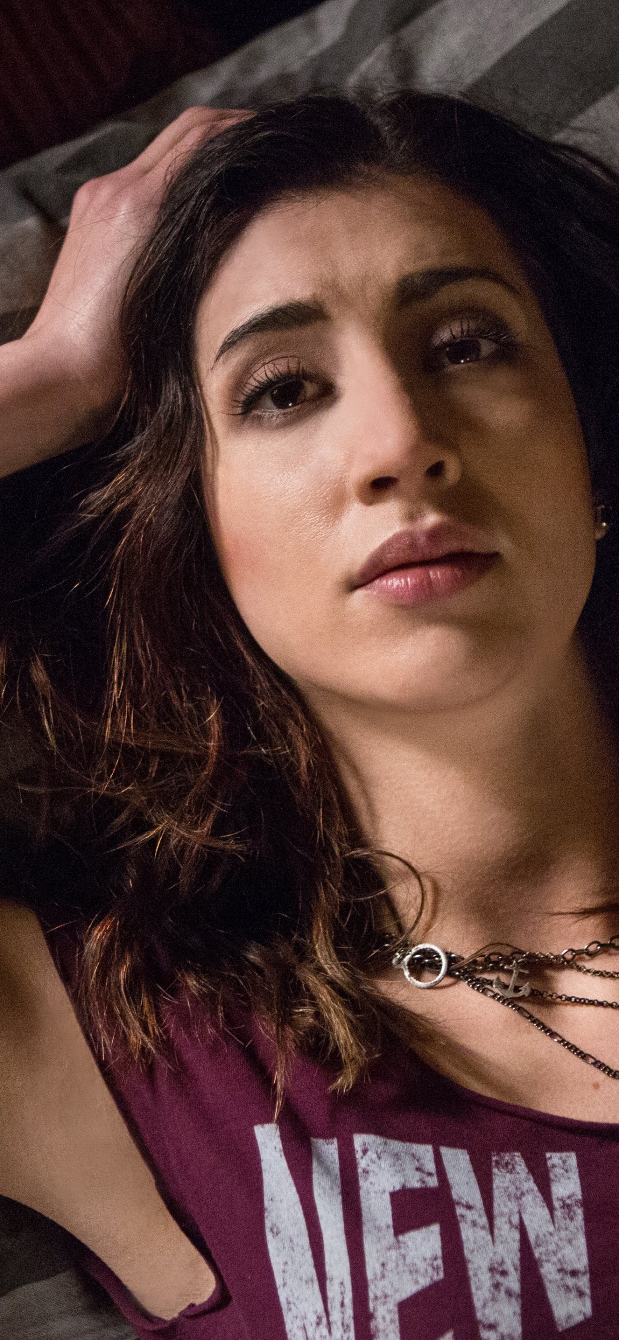 Обои дана делоренцо подмышка, Дана Делоренсо, пепел против злых мертвецов, Келли Максвелл, Эш Уильямс в разрешении 1242x2688