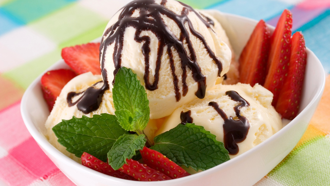 Обои замороженный десерт, пища, пломбир, замороженный йогурт, взбитые сливки в разрешении 1280x720