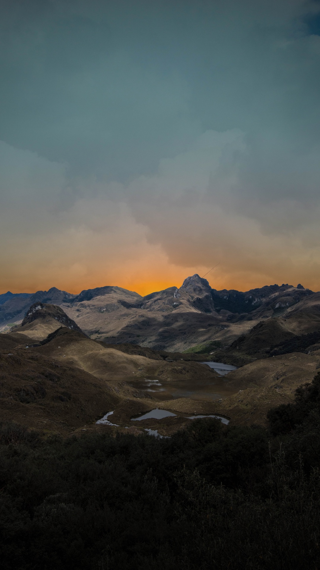 Обои горный рельеф, гора, нагорье, горный хребет, облако в разрешении 1080x1920