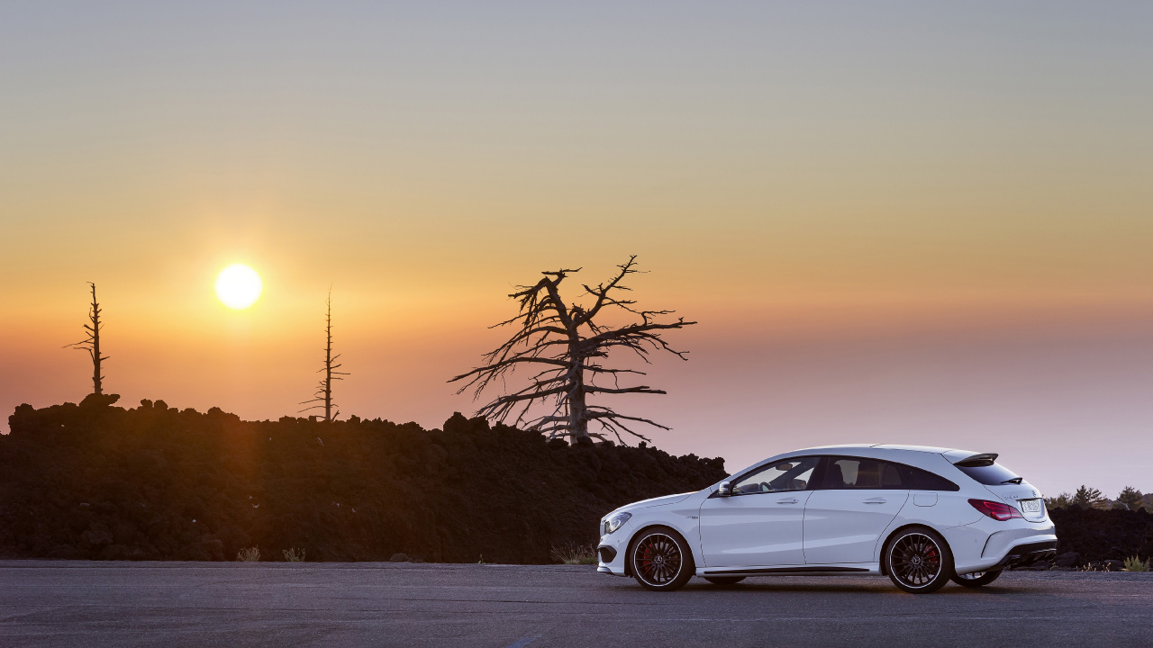 Обои авто, компактный автомобиль, КЛК 45, семейный автомобиль, закат в разрешении 1280x720