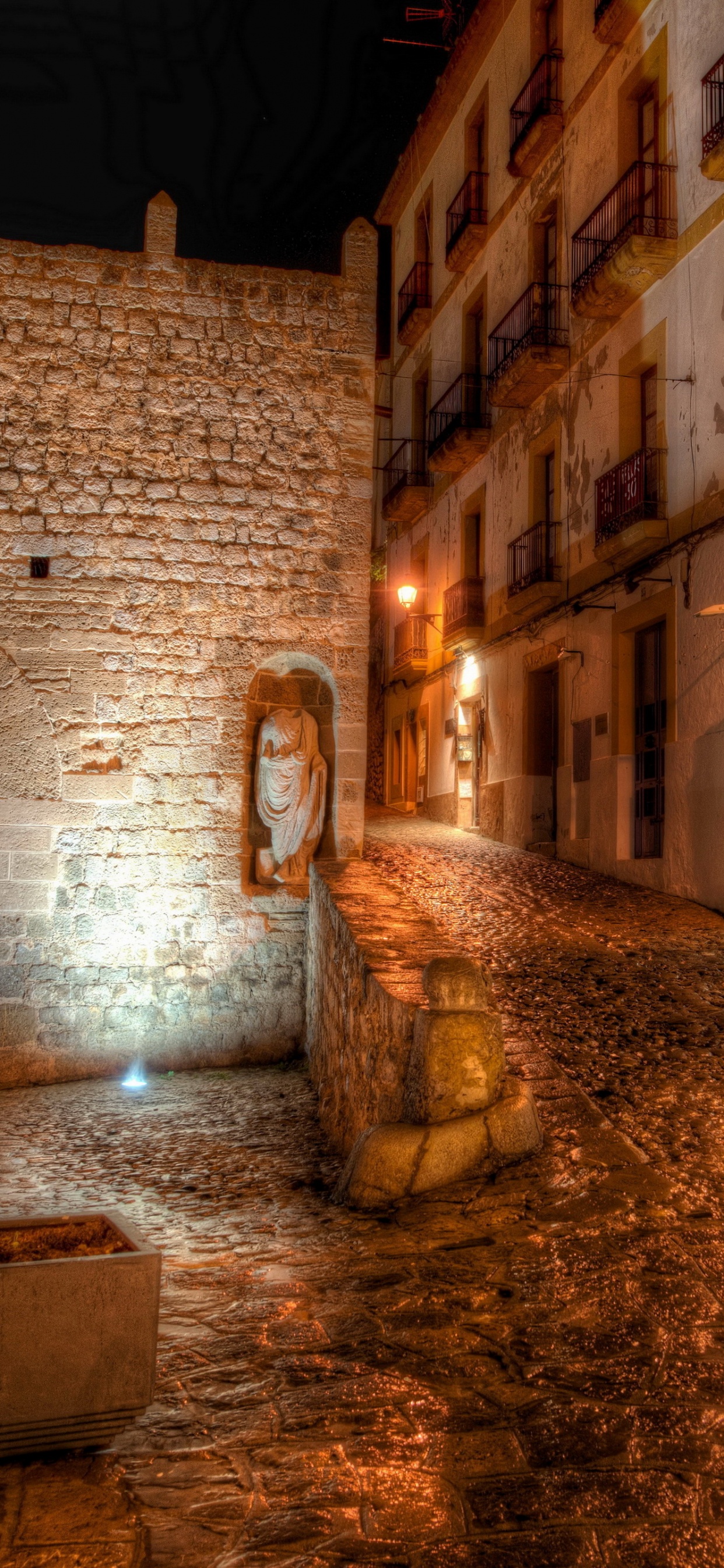 Обои ночь, аллея, улица, арка, панорама в разрешении 1242x2688