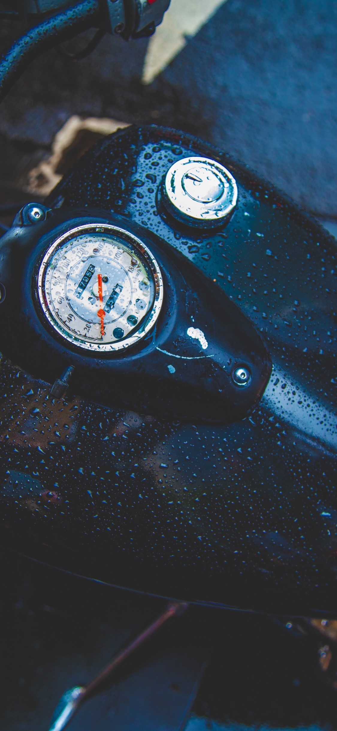 Обои мотоцикл, велосипед, спидометр, автомобильные запчасти, авто в разрешении 1125x2436