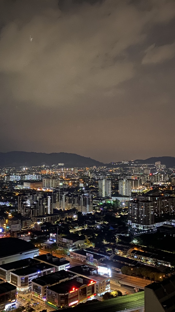 Обои городской пейзаж, городской район, город, ночь, метрополия в разрешении 720x1280