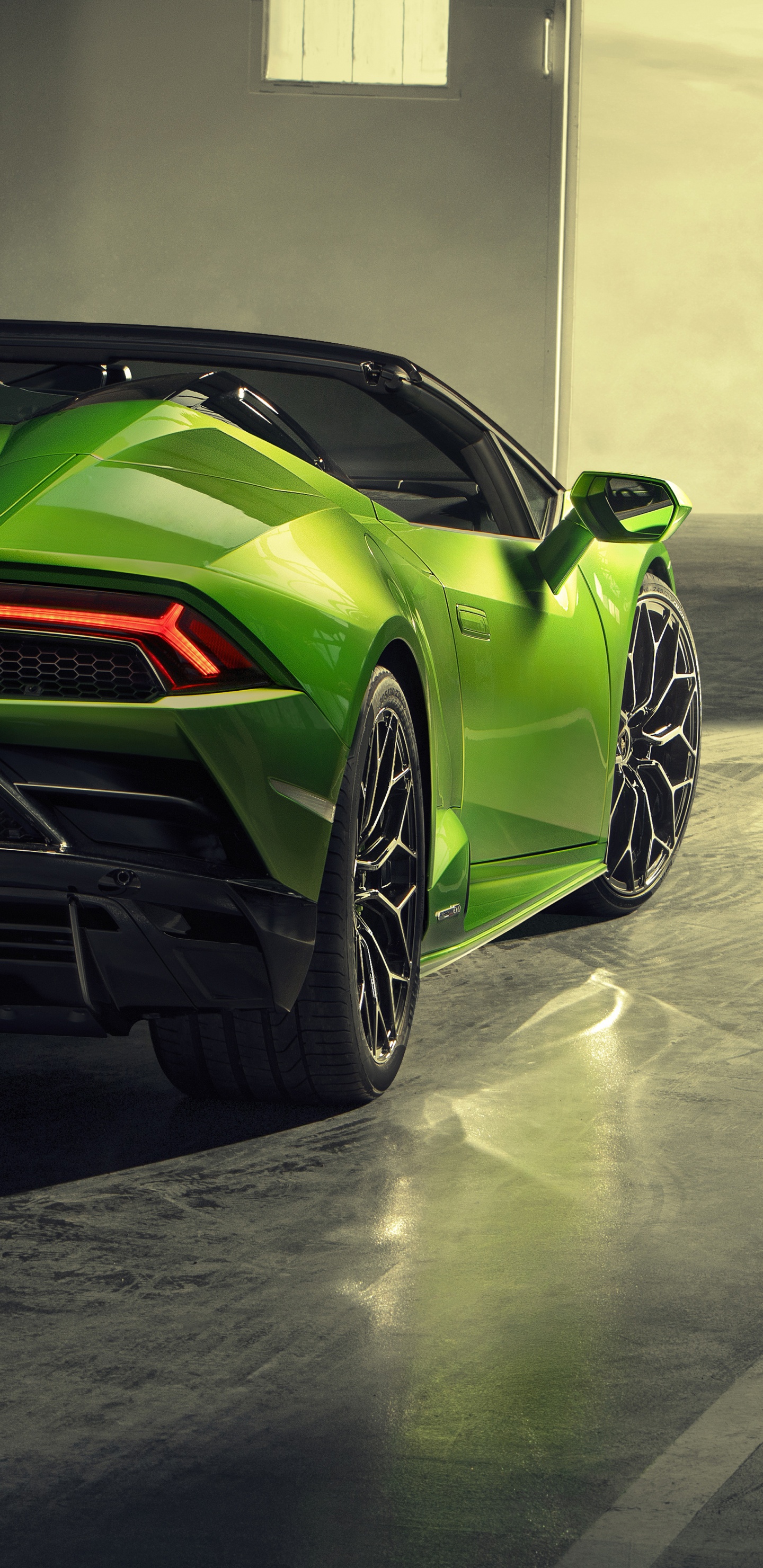 Обои Lamborghini Уракан ево Спайдер, Ламборджини Huracan в 2020 ево, Ламборджини, авто, женевский автосалон в разрешении 1440x2960