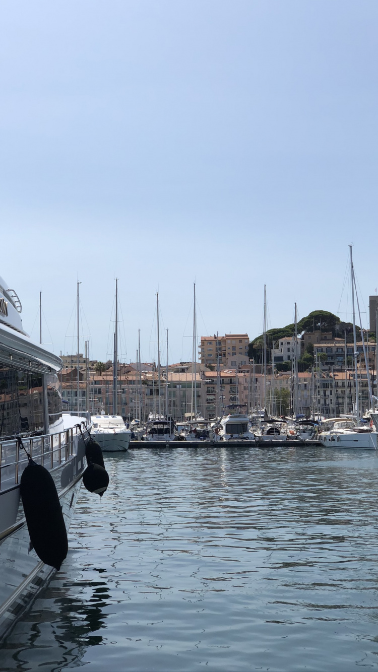 Обои Марина, лодка, вода, судно, водный путь в разрешении 750x1334