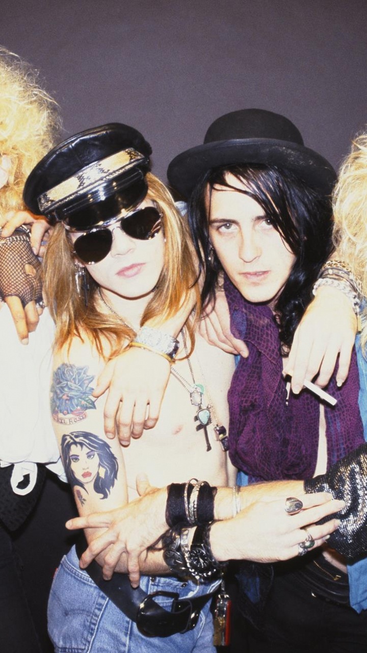 Обои Guns N Roses, тяжелый рок, гитарист, Not in This Lifetime Tour, Иззи Стрэдлин в разрешении 720x1280