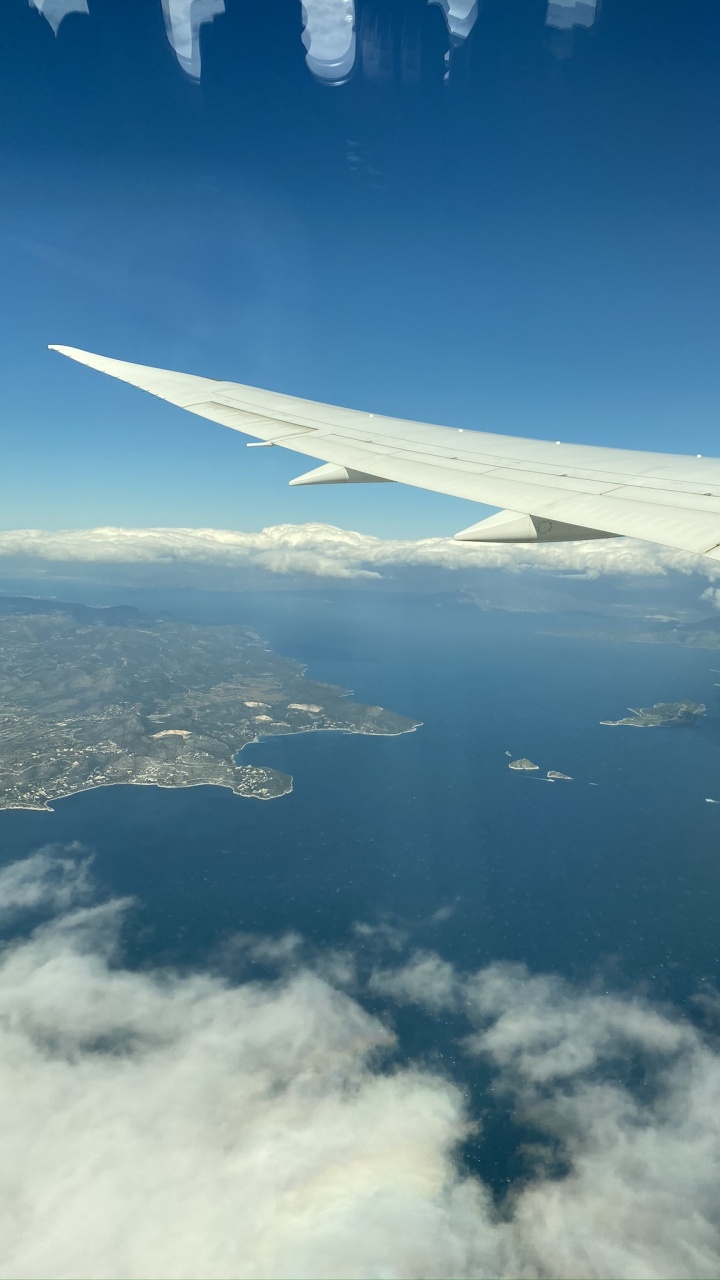 Обои самолет, самолеты, атмосфера, воздушное путешествие, авиация в разрешении 720x1280