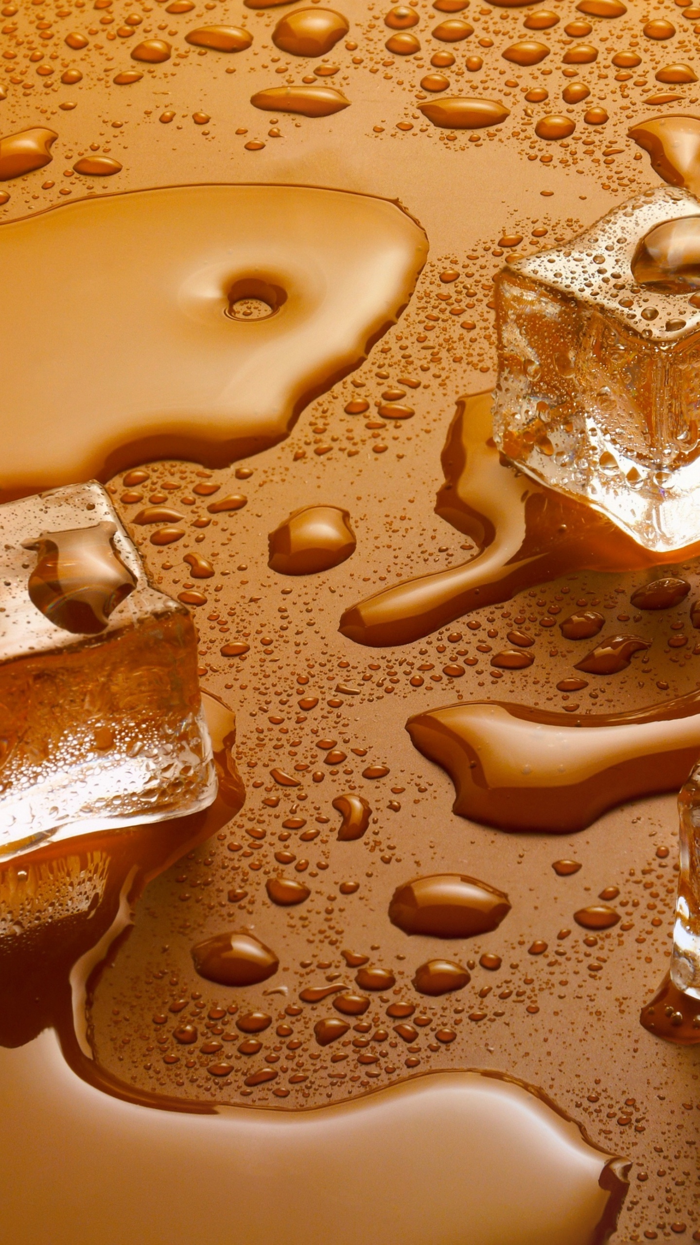 Обои вода, лед, кубик льда, коричневый цвет, свет в разрешении 1440x2560