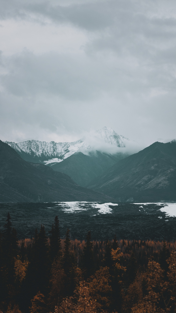 Обои горный хребет, озеро, пейзажи гор, горная станция, Упал в разрешении 750x1334