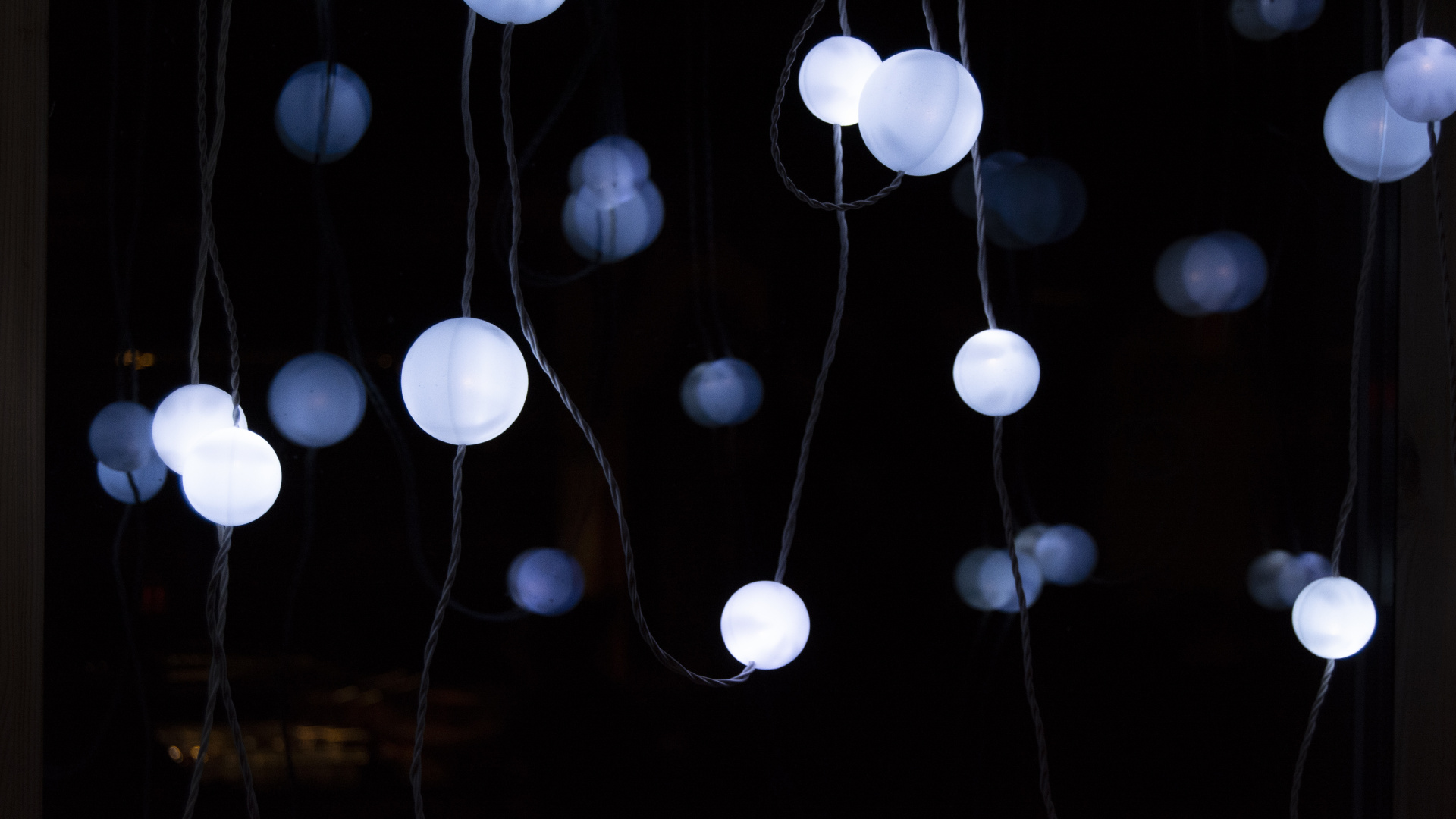 Обои Лампа накаливания, космос, дизайн интерьера, осветительная арматура, круг в разрешении 1920x1080