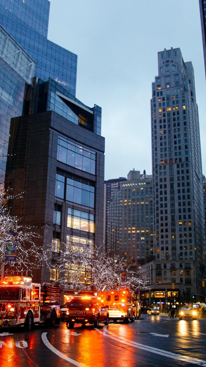 Обои здание, городской район, город, метрополия, небоскреб в разрешении 720x1280